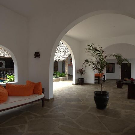 Hotel Jumbo Watamu Esterno foto