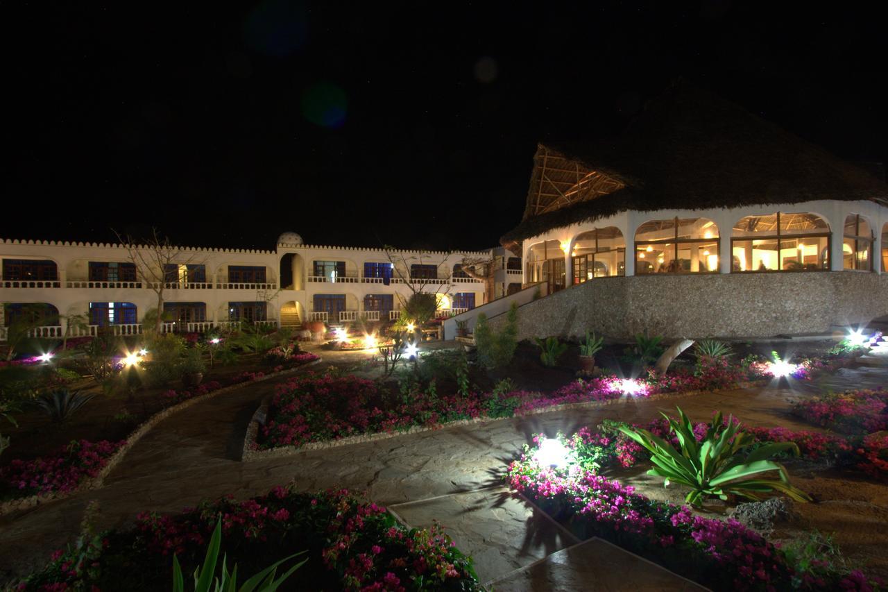 Hotel Jumbo Watamu Esterno foto