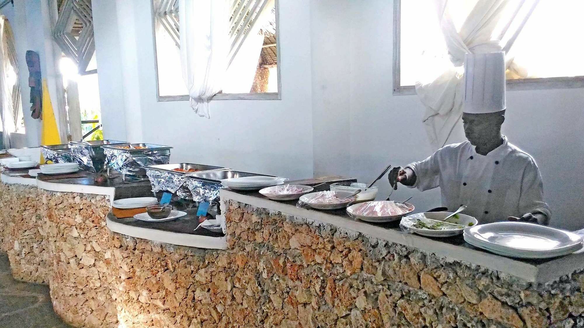 Hotel Jumbo Watamu Esterno foto