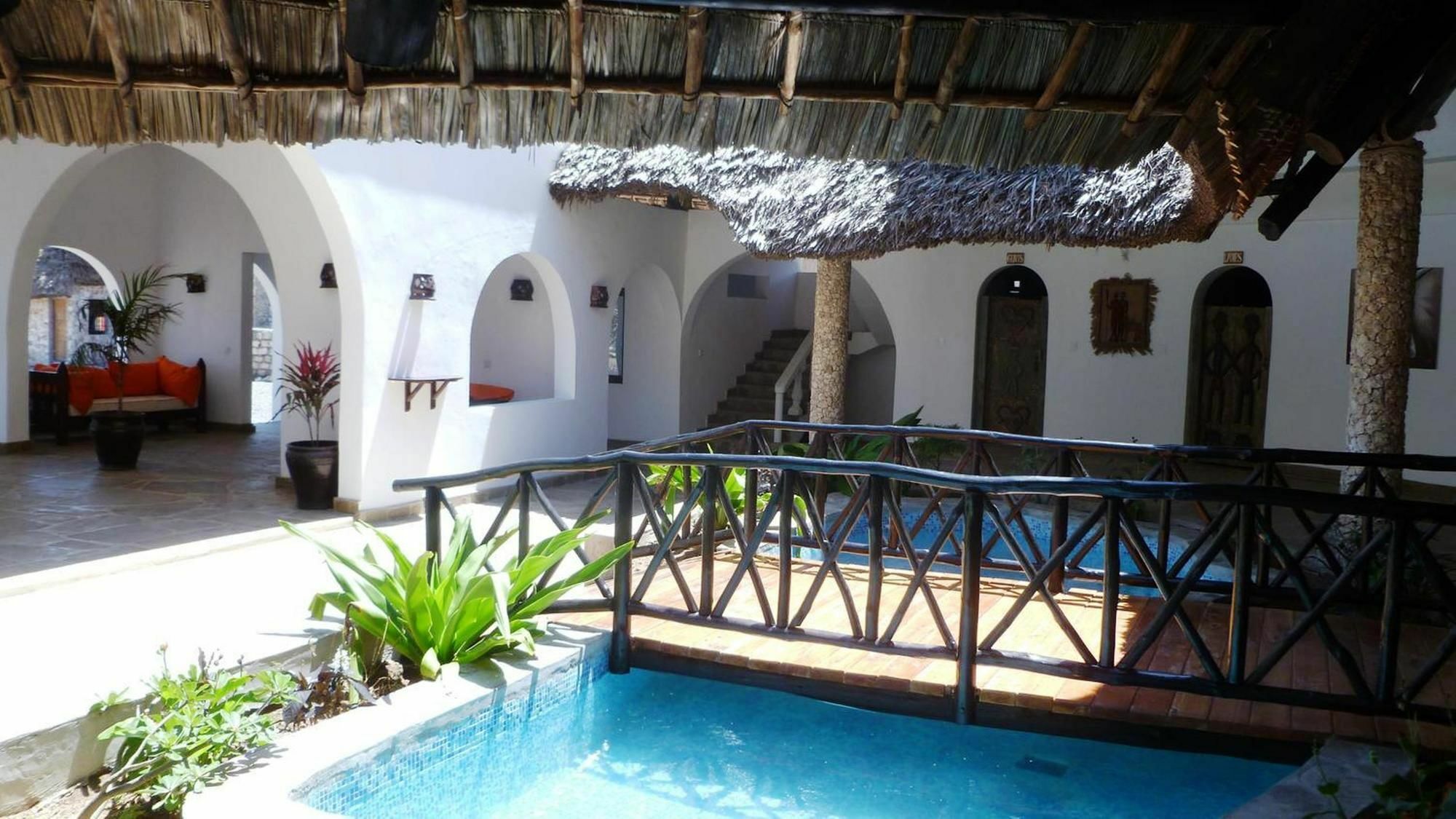 Hotel Jumbo Watamu Esterno foto